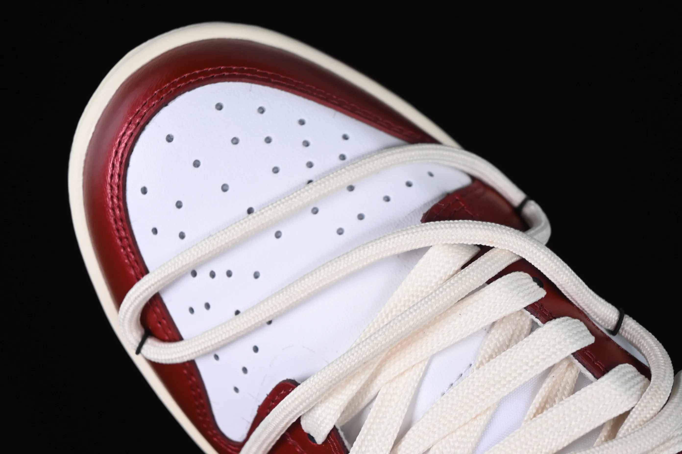 All Categories Nk SB Dunk Series Nk SB Dunk Low Low-top sneakers Nk Dunk Low PRM Red Wine Estate Old Retro Chicago Deconstruction SB Strap Low-top Casual Shoes FJ4555-100
